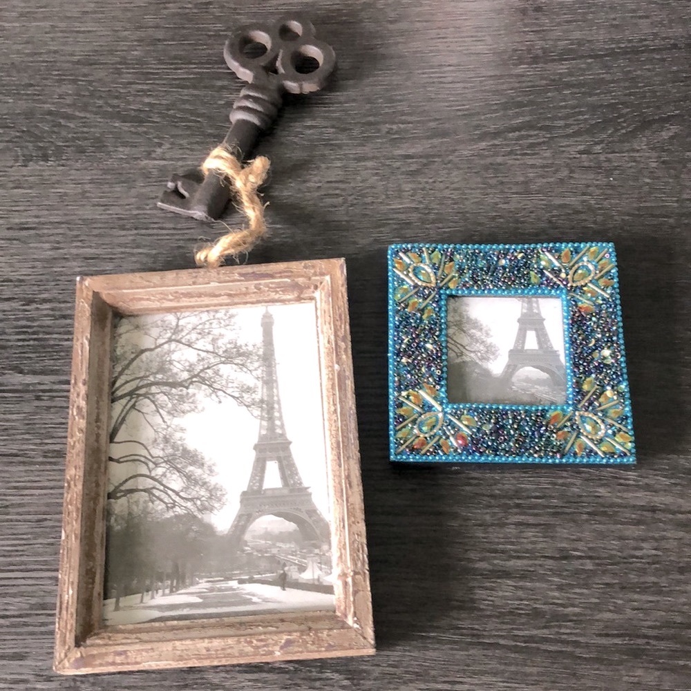 Rustic hanging key Picture frame w extra bonus